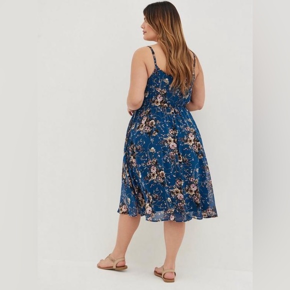 Torrid Floral Blue Midi Dress Size 5X - Picture 3 of 7